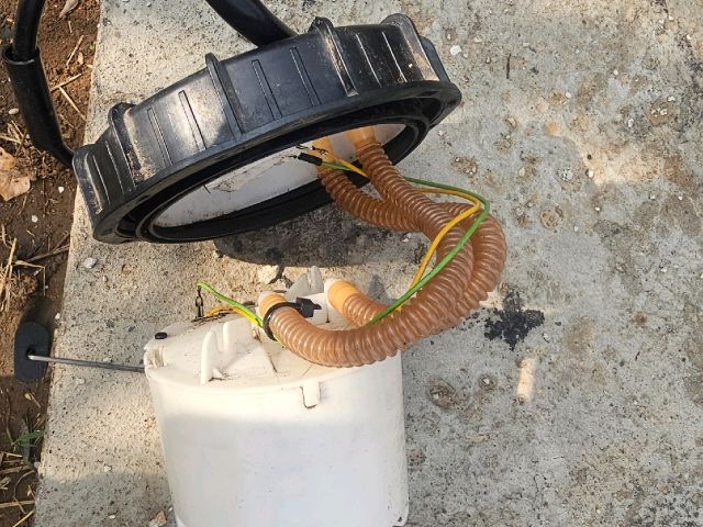 bontott FORD MONDEO III Üzemanyagszint Jeladó