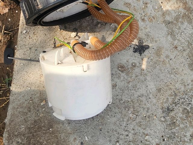 bontott FORD MONDEO III Üzemanyagszint Jeladó