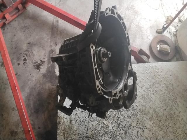 bontott FORD MONDEO III Váltó (Mechanikus)