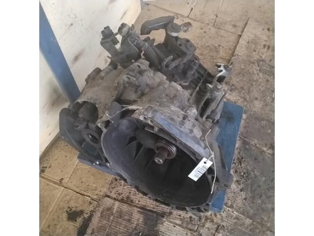 bontott FORD MONDEO III Váltó (Mechanikus)