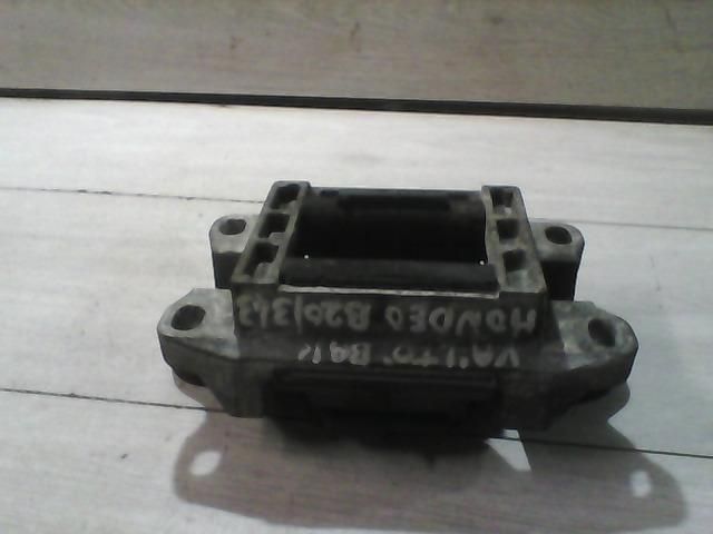 bontott FORD MONDEO III Váltó Tartó Bak (Pozíciófüggetlen)