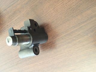 bontott FORD MONDEO III Vezérlés Lánc / Szíj Feszítő Görgő