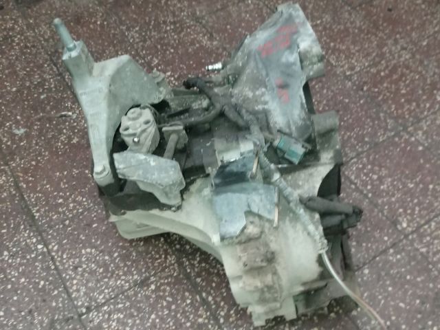 bontott FORD MONDEO III Váltó (Mechanikus)