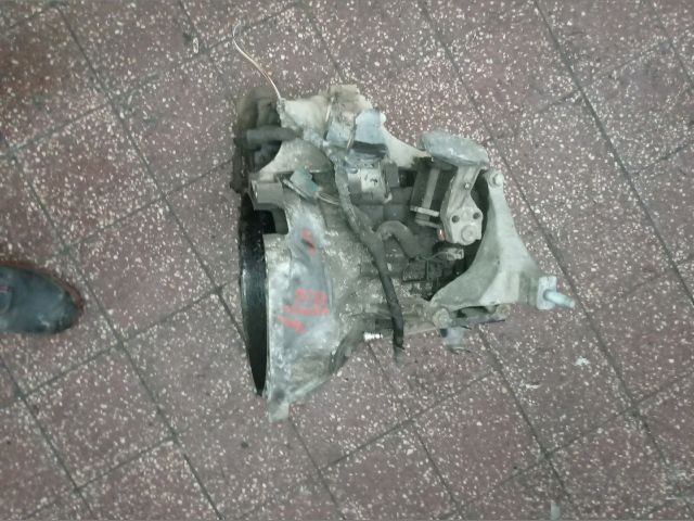 bontott FORD MONDEO III Váltó (Mechanikus)