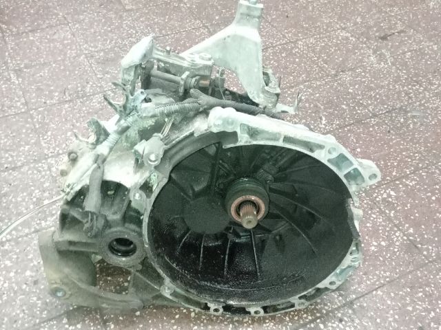 bontott FORD MONDEO III Váltó (Mechanikus)