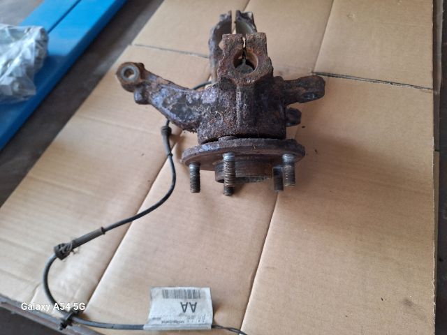 bontott FORD MONDEO III Bal első Csonkállvány Kerékaggyal