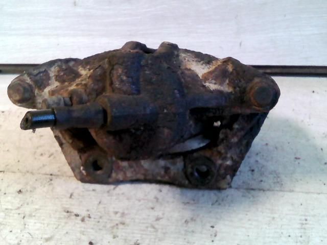 bontott FORD MONDEO III Bal első Féknyereg Munkahengerrel