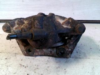 bontott FORD MONDEO III Bal első Féknyereg Munkahengerrel