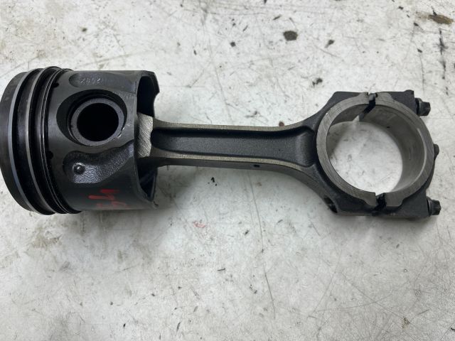 bontott FORD MONDEO III Dugattyú és Hajtókar