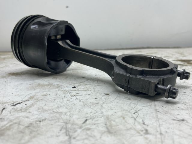 bontott FORD MONDEO III Dugattyú és Hajtókar