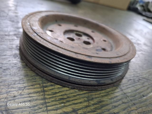 bontott FORD MONDEO III Főtengely Szíjtárcsa