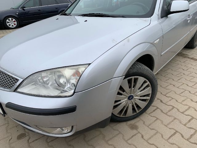 bontott FORD MONDEO III Homlokfal (Üres lemez)