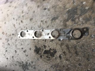 bontott FORD MONDEO III Kipufogó Leömlő Tömítés