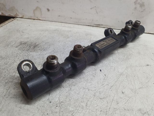 bontott FORD MONDEO III Közösnyomócső