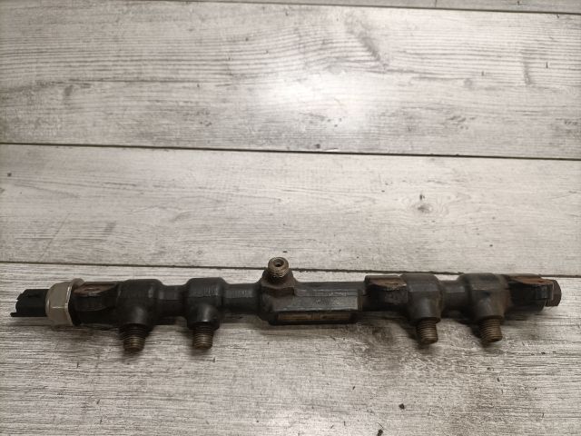 bontott FORD MONDEO III Közösnyomócső