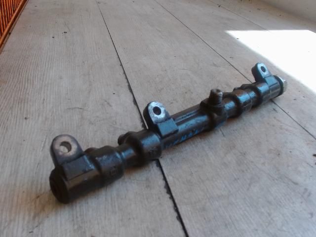 bontott FORD MONDEO III Közösnyomócső