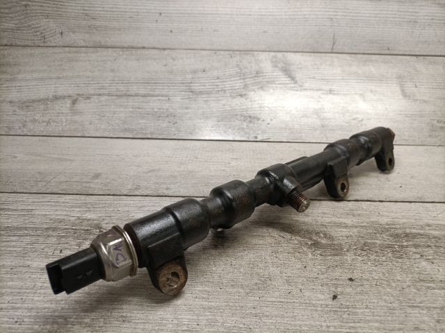 bontott FORD MONDEO III Közösnyomócső