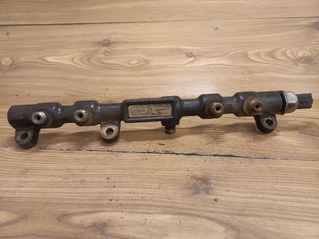 bontott FORD MONDEO III Közösnyomócső