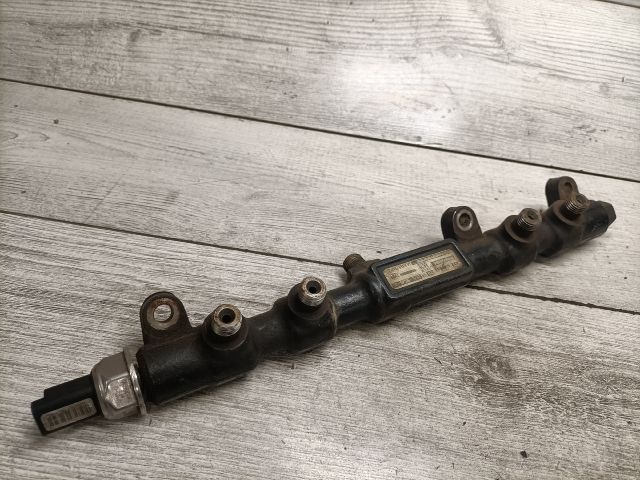 bontott FORD MONDEO III Közösnyomócső