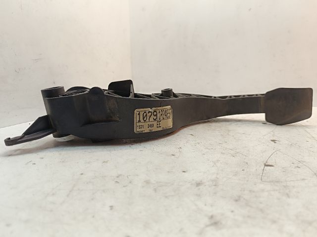 bontott FORD MONDEO III Kuplung Pedál