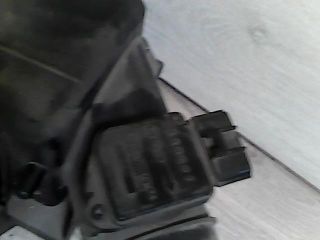 bontott FORD MONDEO III Légszűrő Ház