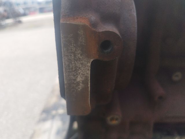 bontott FORD MONDEO III Motor (Fűzött blokk hengerfejjel)