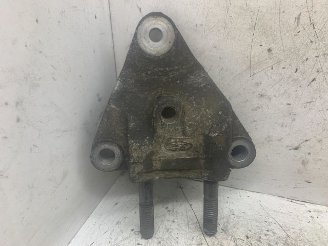 bontott FORD MONDEO III Motor Tartó Bak (Pozíciófüggetlen)