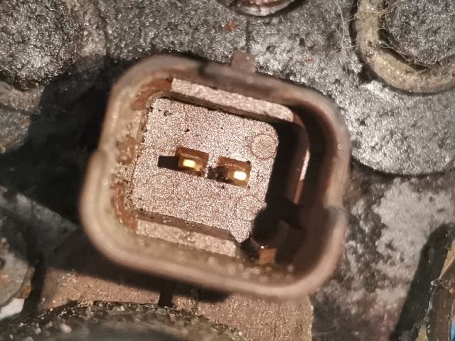 bontott FORD MONDEO III Nagynyomású Szivattyú