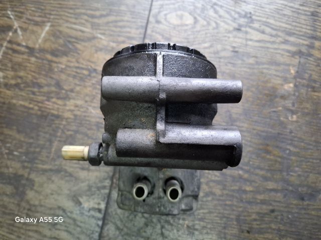 bontott FORD MONDEO III Olajszűrő Ház