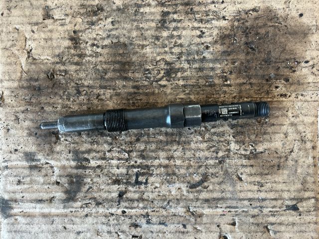 bontott FORD MONDEO III Porlasztó (1 db)