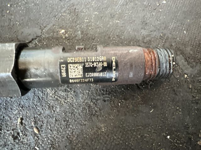 bontott FORD MONDEO III Porlasztó (1 db)