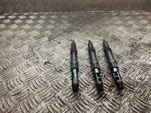 bontott FORD MONDEO III Porlasztó (1 db)