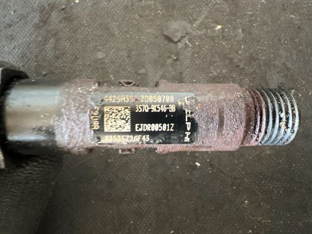 bontott FORD MONDEO III Porlasztó (1 db)