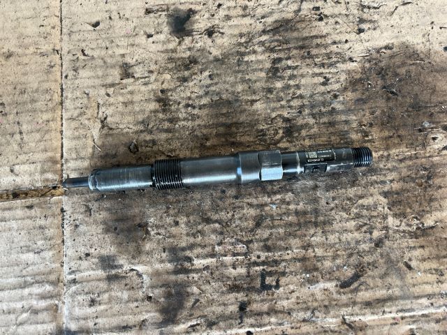 bontott FORD MONDEO III Porlasztó (1 db)