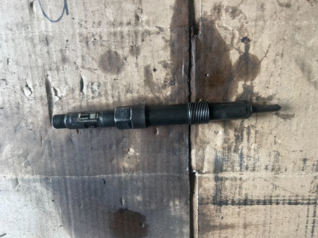 bontott FORD MONDEO III Porlasztó (1 db)