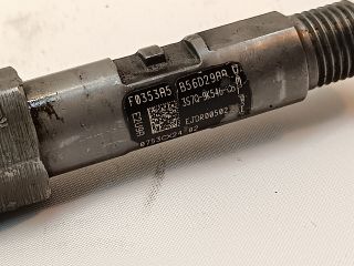 bontott FORD MONDEO III Porlasztó (1 db)