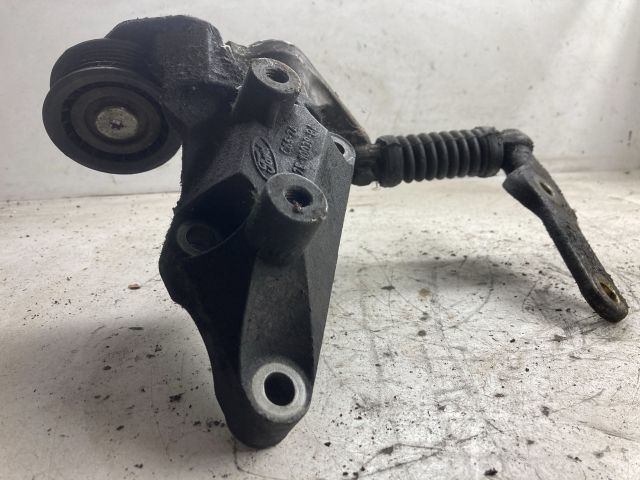 bontott FORD MONDEO III Szíjfeszítő Görgő