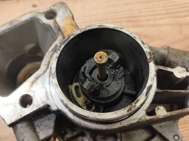 bontott FORD MONDEO III Vákumpumpa