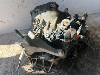 bontott FORD MONDEO III Váltó (Mechanikus)