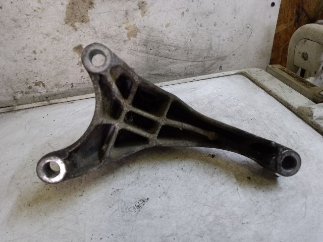 bontott FORD MONDEO III Váltó Tartó Bak (Pozíciófüggetlen)