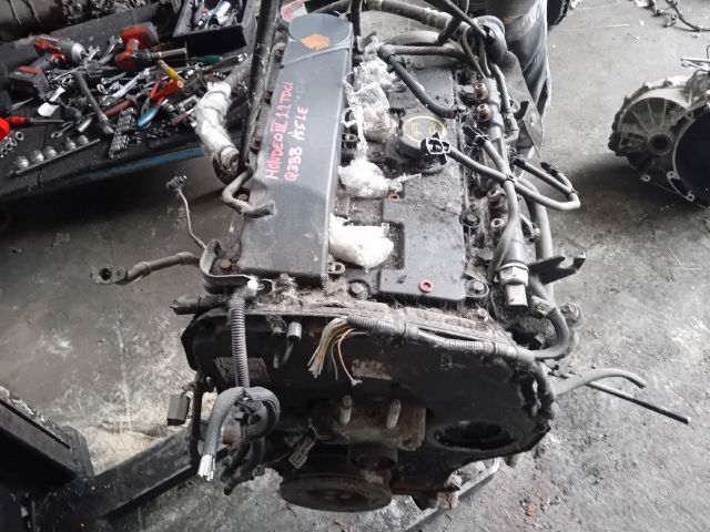 bontott FORD MONDEO III Motor (Fűzött blokk hengerfejjel)