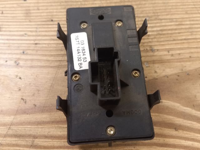 bontott FORD MONDEO III Ablakemelő Kapcsoló Négyes / Kettes