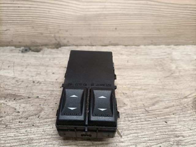 bontott FORD MONDEO III Ablakemelő Kapcsoló Négyes / Kettes