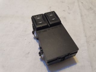 bontott FORD MONDEO III Ablakemelő Kapcsoló Négyes / Kettes