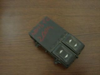 bontott FORD MONDEO III Ablakemelő Kapcsoló Négyes / Kettes