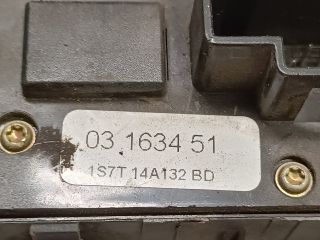 bontott FORD MONDEO III Ablakemelő Kapcsoló Négyes / Kettes