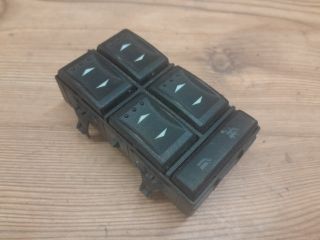 bontott FORD MONDEO III Ablakemelő Kapcsoló Négyes / Kettes