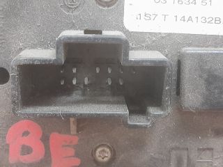 bontott FORD MONDEO III Ablakemelő Kapcsoló Négyes / Kettes