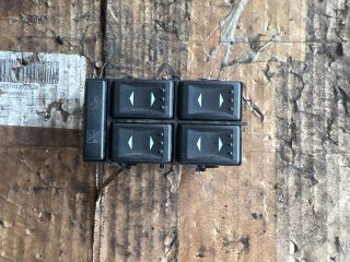 bontott FORD MONDEO III Ablakemelő Kapcsoló Négyes / Kettes