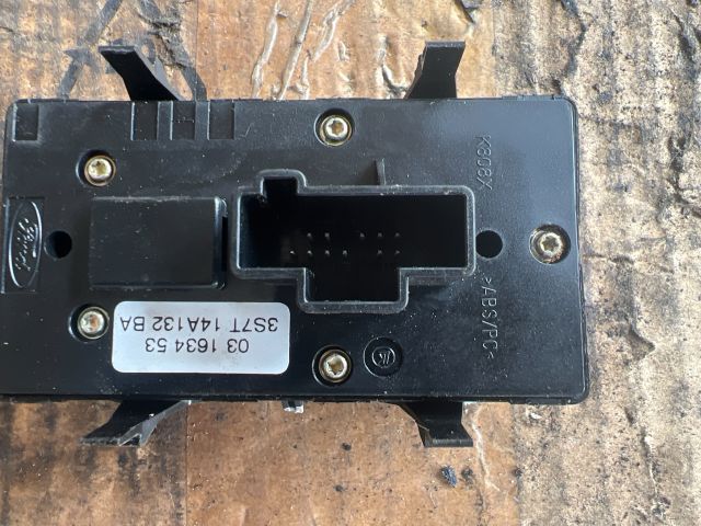 bontott FORD MONDEO III Ablakemelő Kapcsoló Négyes / Kettes